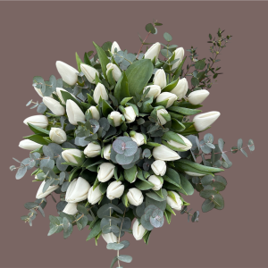 Buchet cu 49 lalele albe