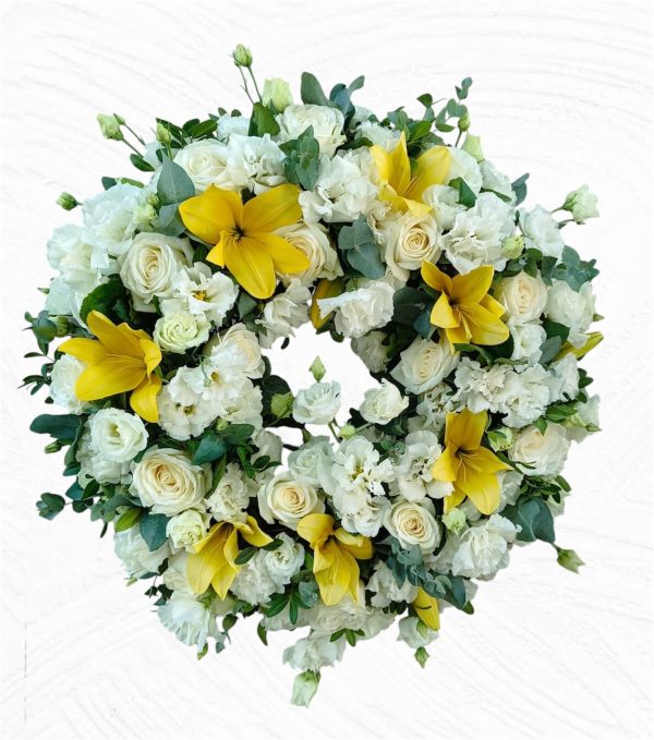 Coroana funerara cu trandafiri si crini