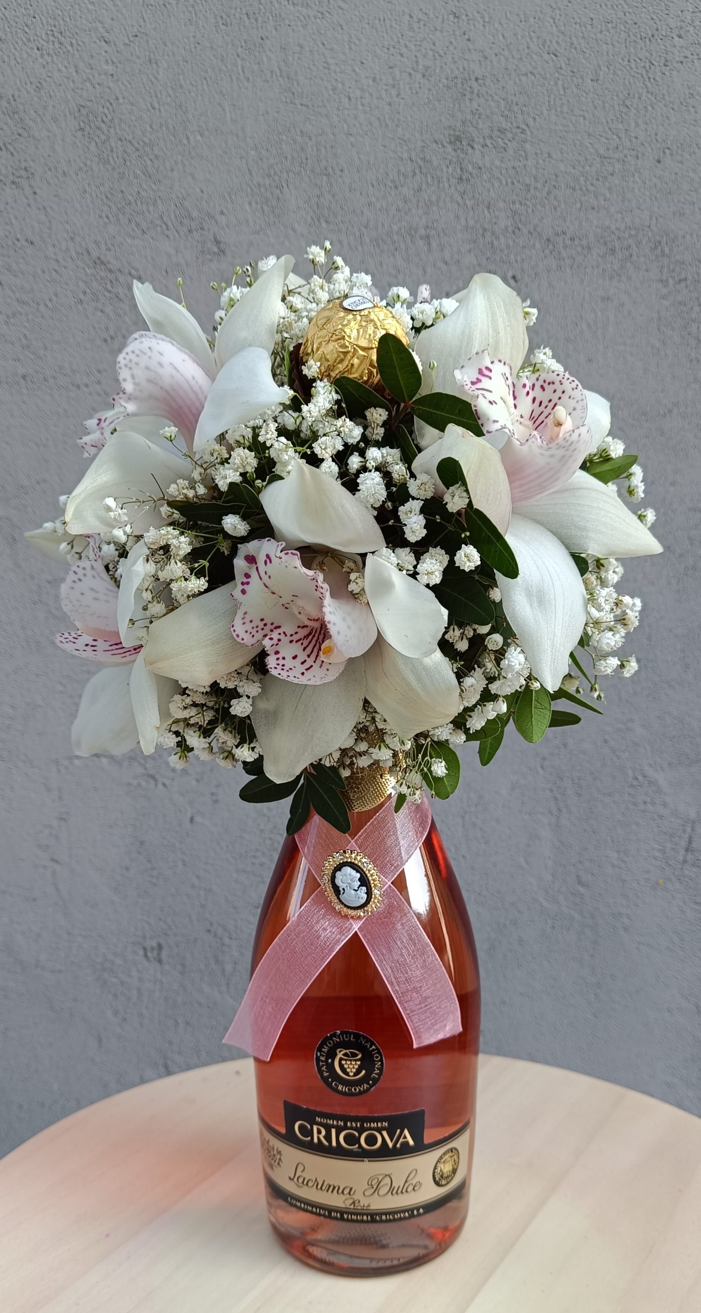 Aranjament floral Vino cu flori