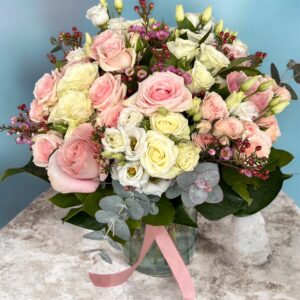 Buchet in nuante de roz